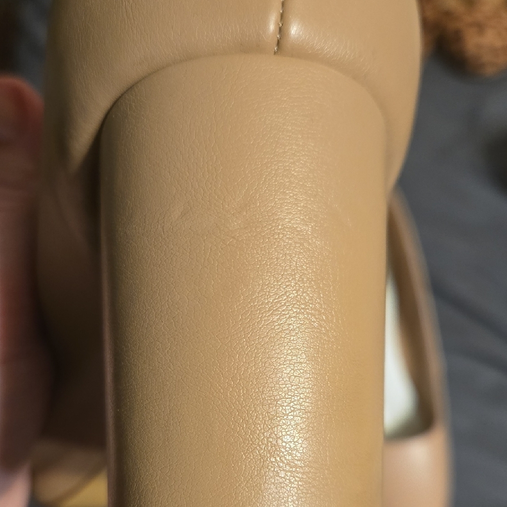 Journee Collection Women's Beige Block Heels - Picture 12 of 13